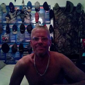 Meet your Posher, Thomas